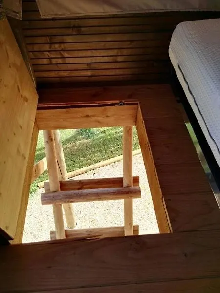 Camping Rural Montori Ultramort