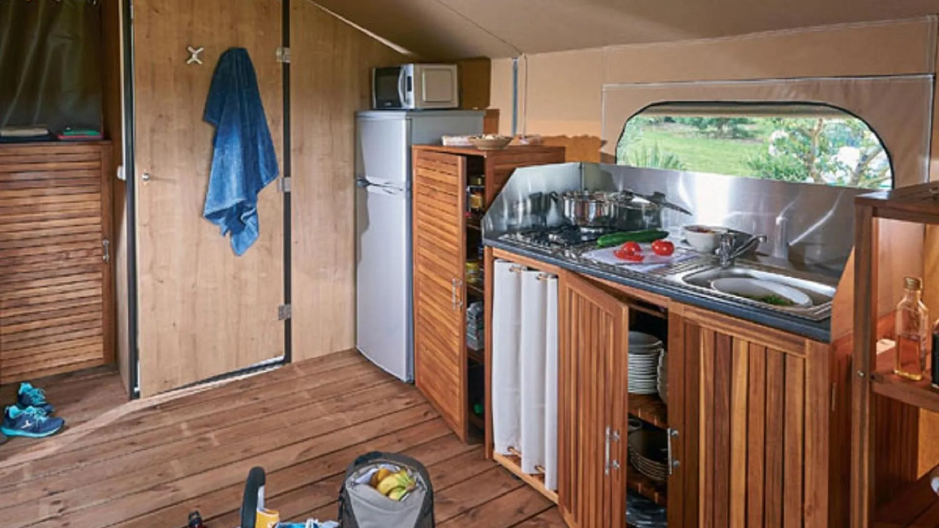 Camping Rural Montori Ultramort