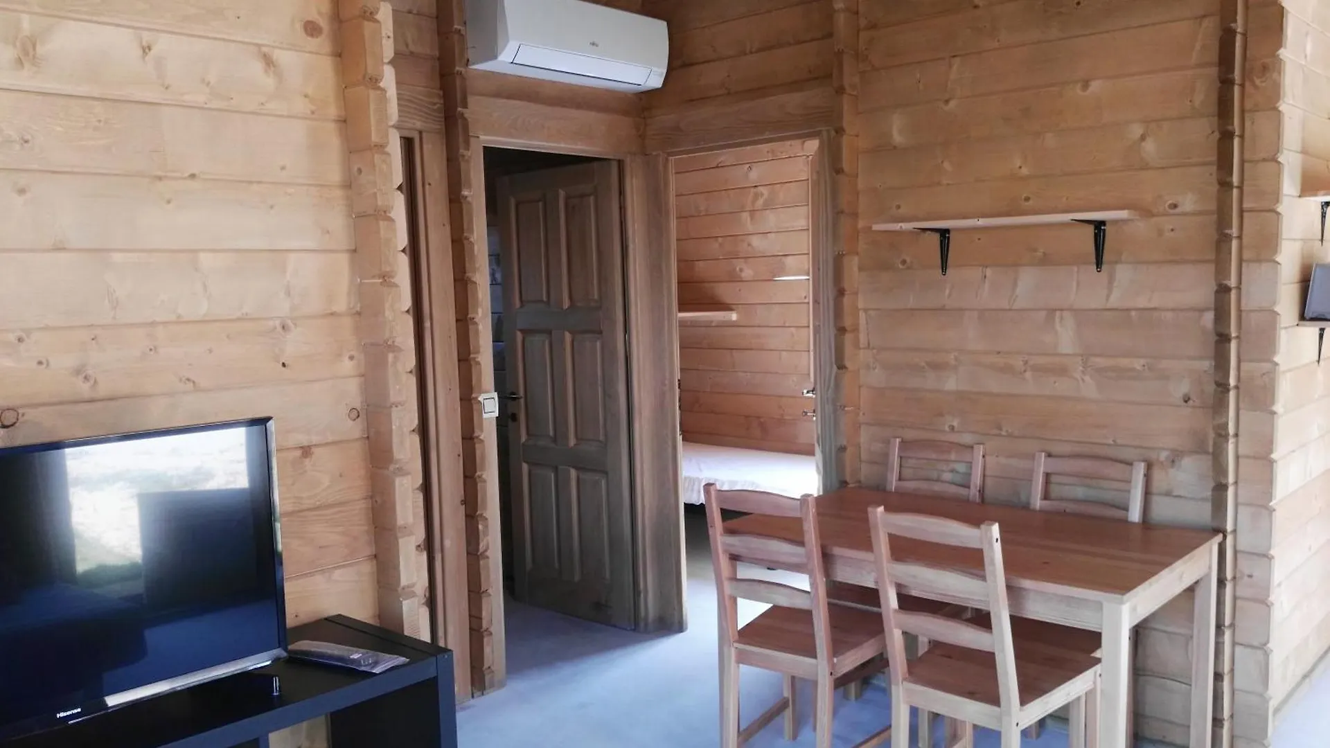 Camping Rural Montori Ultramort