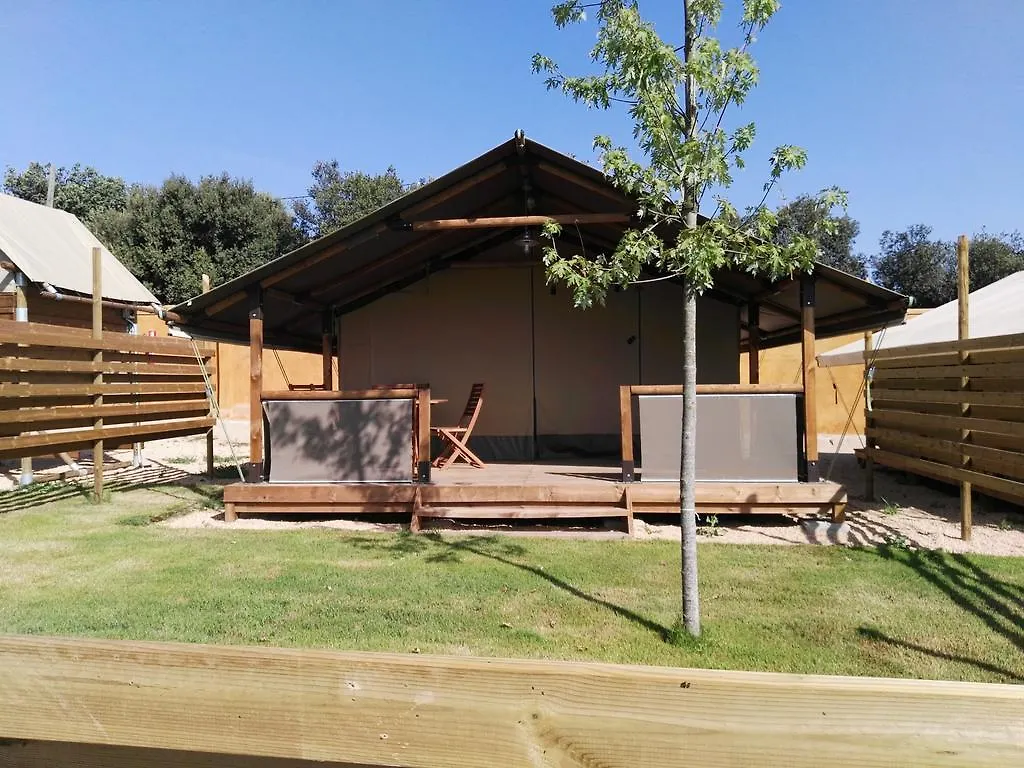Camping Rural Montori Ultramort